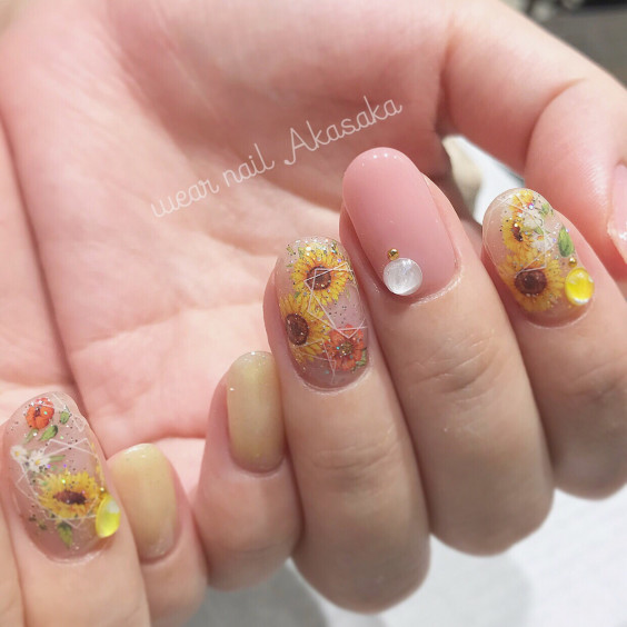 19年 夏のひまわりネイル特集 New Nail Me