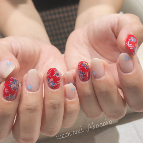 ショートネイルにおすすめ 朱赤のサマーネイル New Nail Me