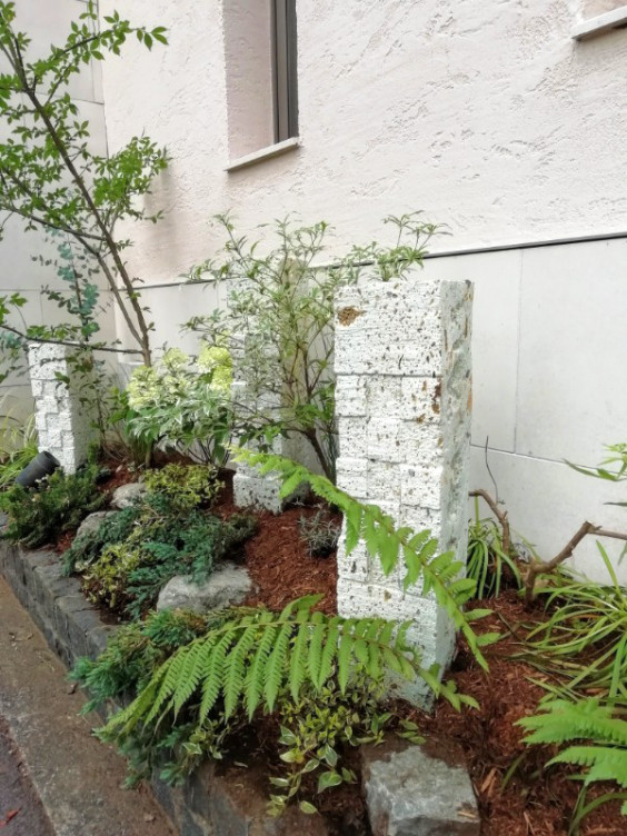 施工例 花壇リノベーション 戸建のお庭専門店 成城グリーン株式会社