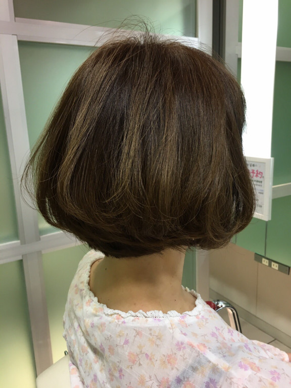 ヘアカラー 北千住の美容室 スムーズ ディレクター工藤ユウキ くせ毛 ショートカット特化形美容師 ヘアカラー 北千住の美容室 スムーズ ディレクター工藤ユウキ くせ毛 ショートカット特化形美容師