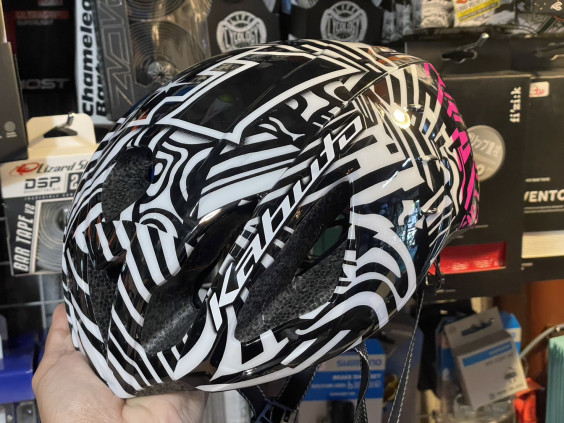 残り1個】【限定品】OGK kabuto AERO-R2 Mips アレイシ S/M | サイクル 