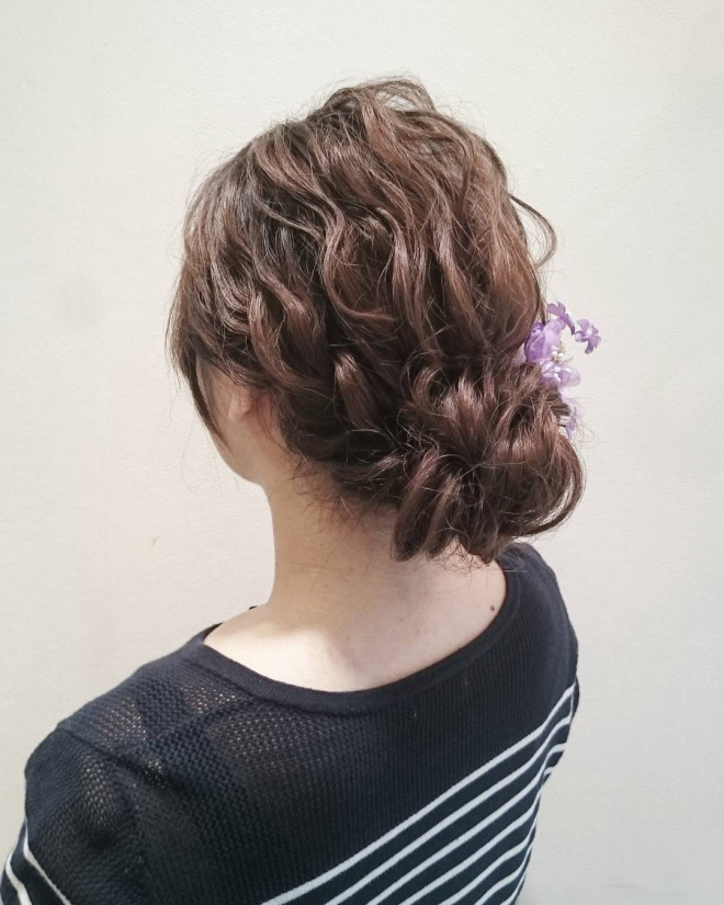 波ウェーブアレンジ ヘアアレンジをもっと自由に楽しく Mogi