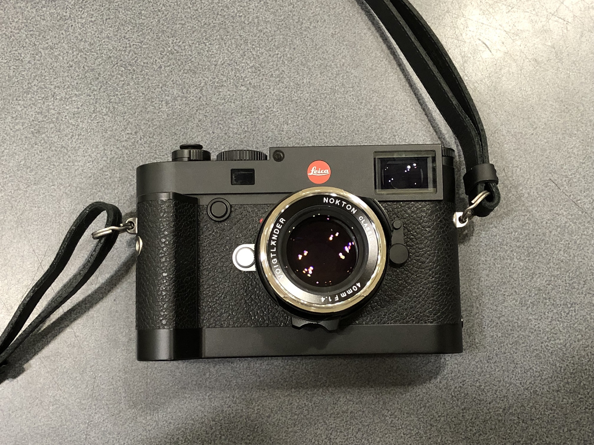 最旬ダウン 《新品アクセサリー》 Leica ライカ M11用 ハンドグリップ