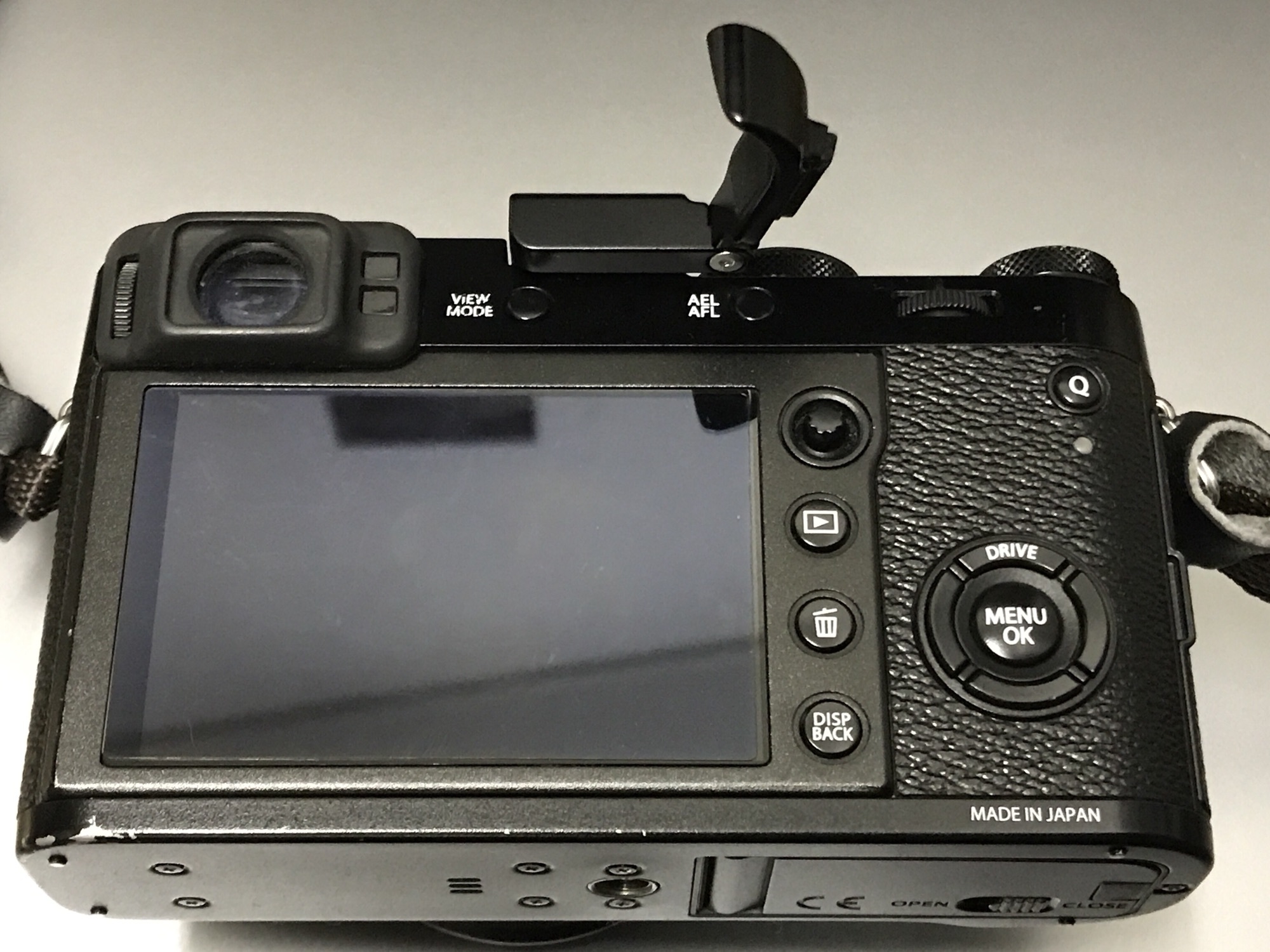 X100F ヒンジ付きサムレストを買った話 | Fuya Photo X100F ヒンジ付きサムレストを買った話 | Fuya Photo