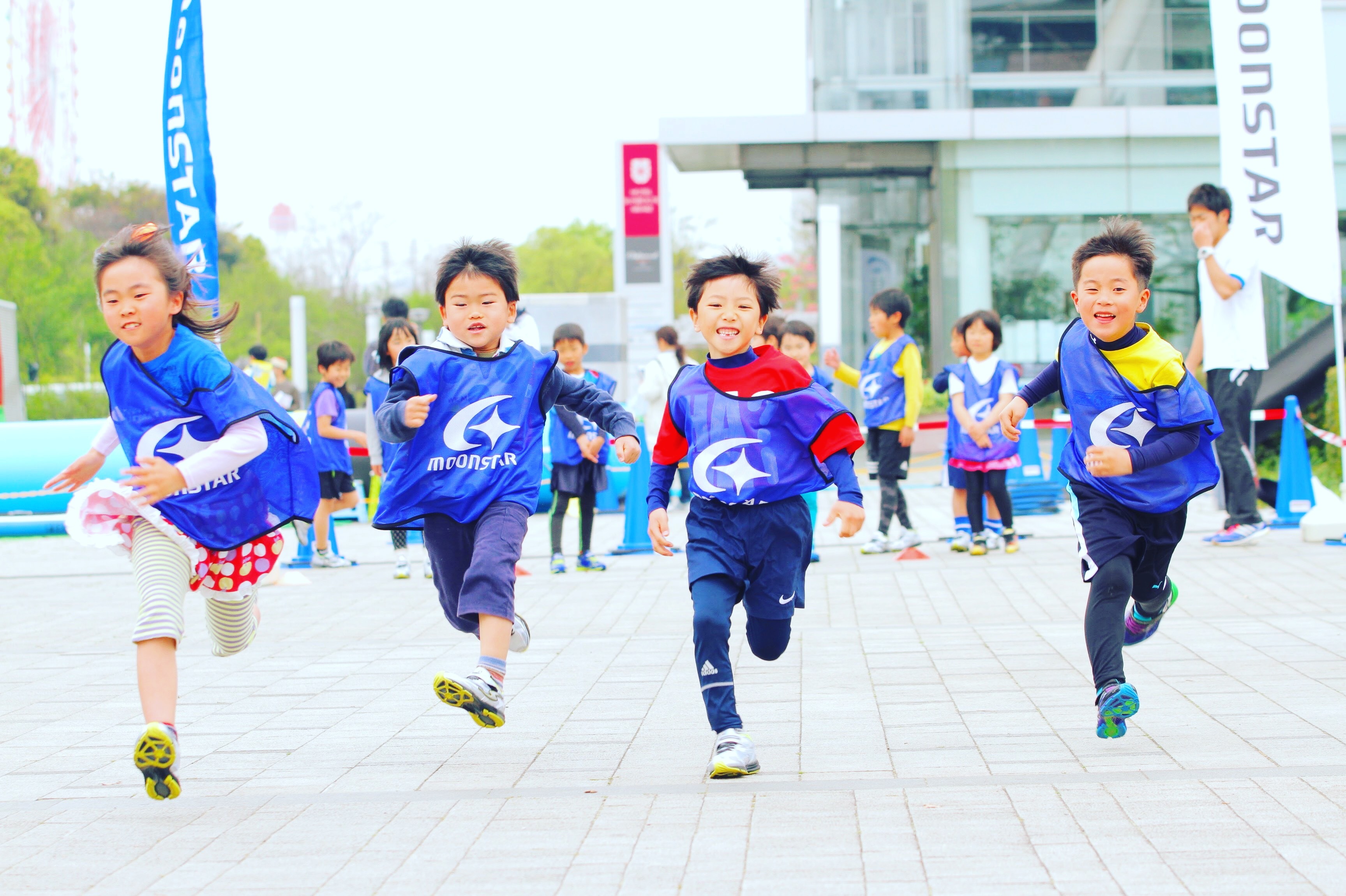 Moonstar Presents 走り方教室 タイム計測チャレンジを開催 小学生以上が対象 参加費無料 各回定員30名 Active Kids Festa