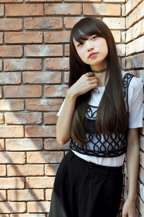 白くて細いもの なーんだ Miyu Ito 白くて細いもの なーんだ Miyu Ito