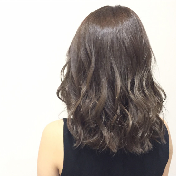 ハイライト アッシュベージュ 心斎橋opa10f Allys Hair きょうすけ Ownd