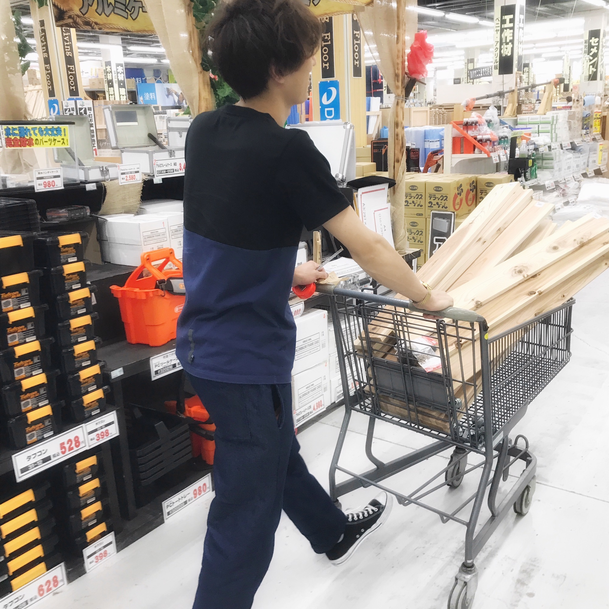DIY好きなので、サロンのワゴンを自作してみました！ | 新潟美容