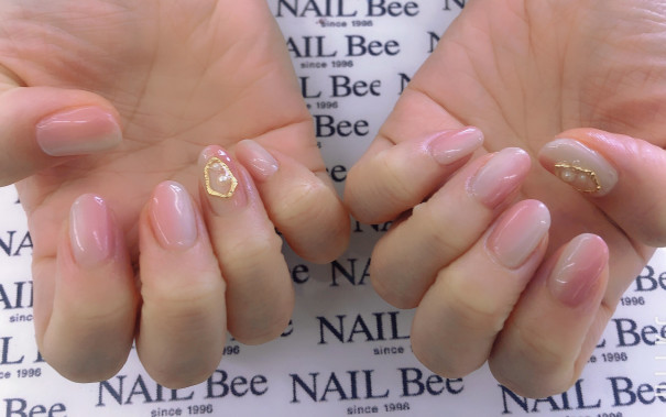 ダブルグラデーション ネイル アイラッシュbee 福島ピボット店 ブログ