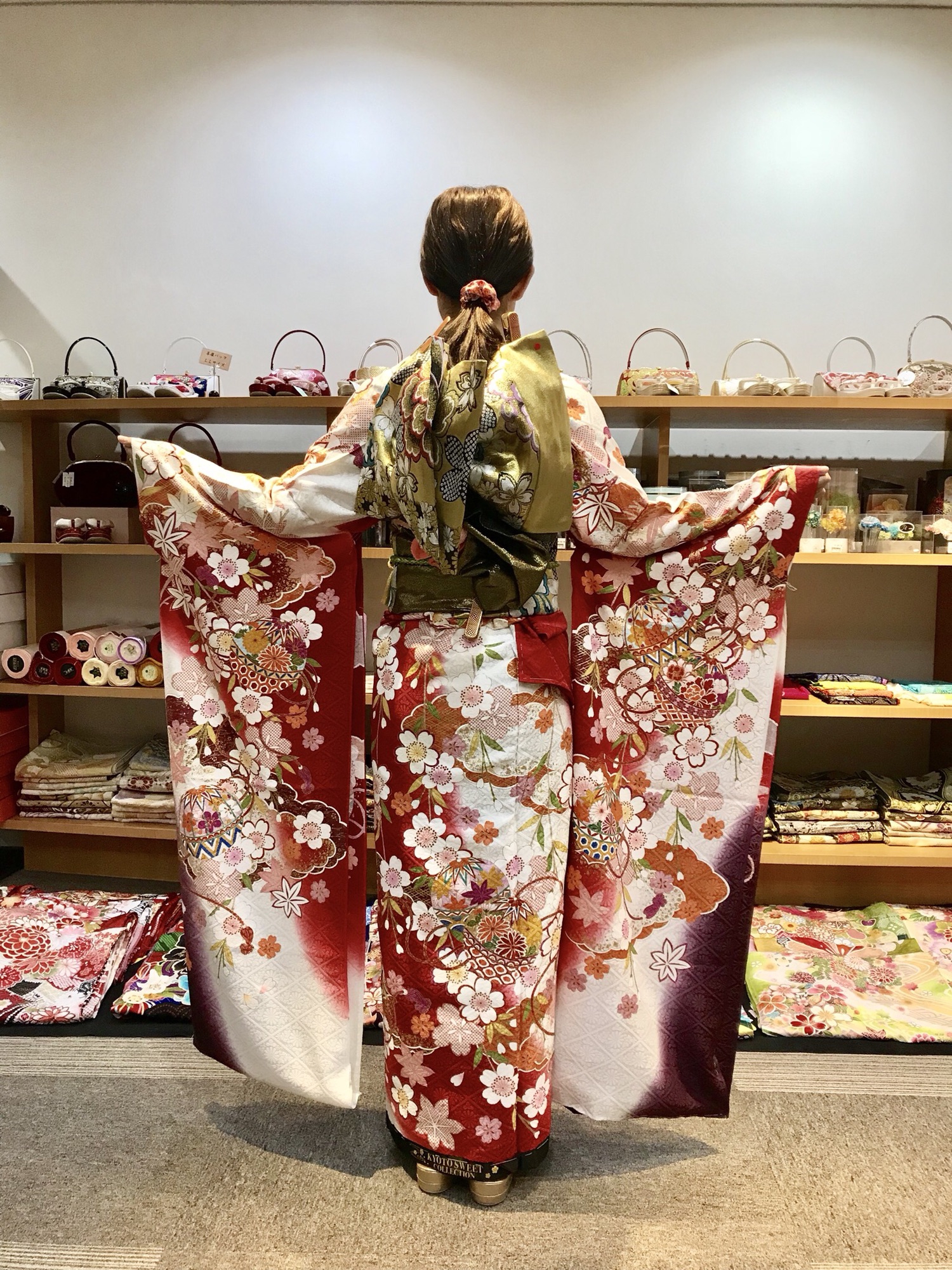 A様の美しいグラデーションのお振袖♡ | 振袖・着物の専門店