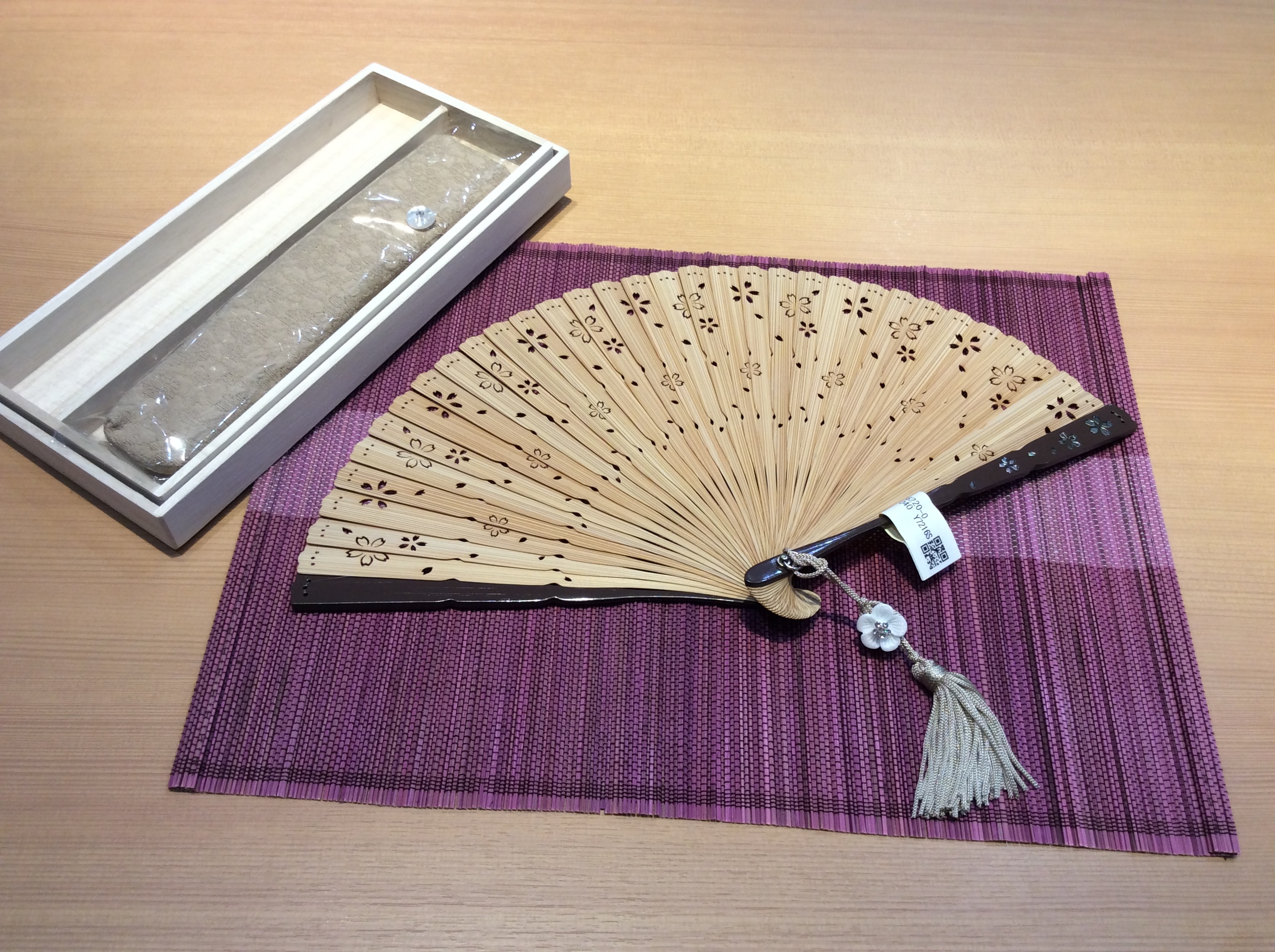 新品未使用変わり織りの夏着物と絽の帯のセット 同窓会