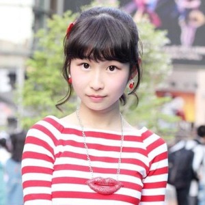 関西人気youtube女子 浦西ひかる フレンズ Rebecca キミがいる いきものがかり 関西女子とぴ