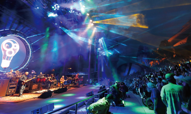 みんなが笑顔になれる場所。String Cheese Incident @ Red Rocks