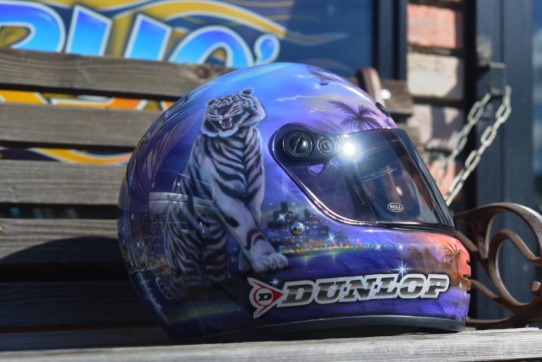 フルフェイス】白虎・福岡タワー 幻想的なヘルメット | 【プロカスタム