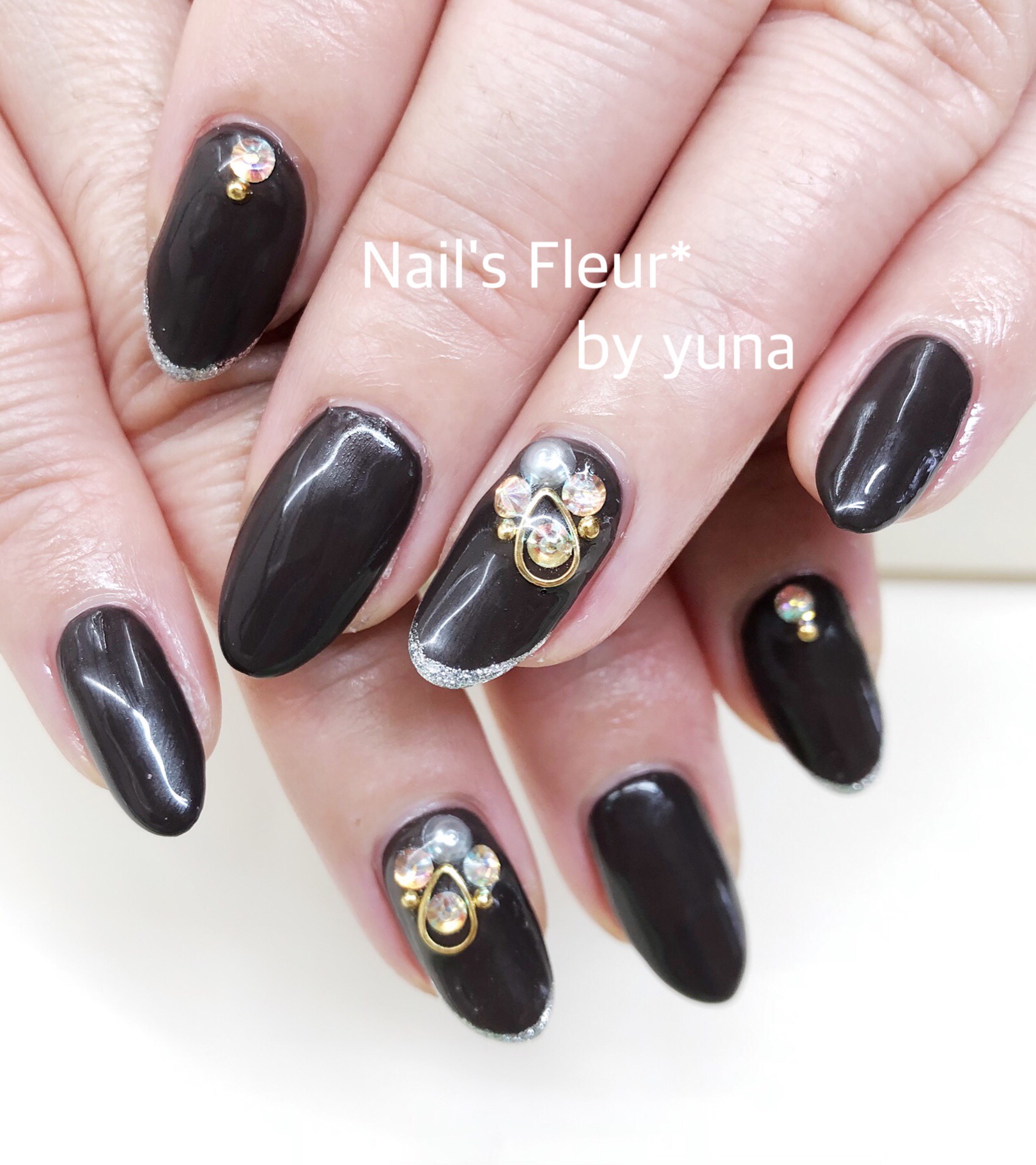 ブラックネイルでかっこよく☆ | Nail's Fleur*