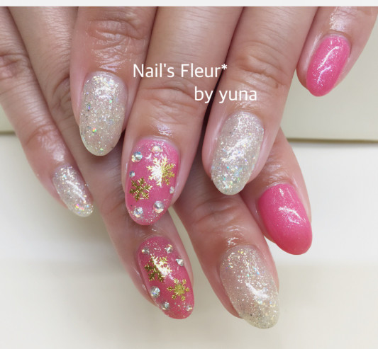 雪の結晶ネイル パール入りピンク Nail S Fleur