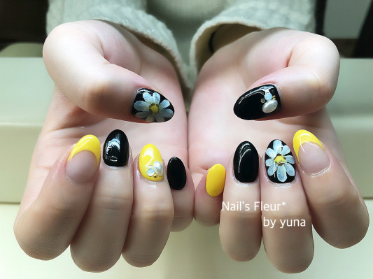 マーガレットネイル Nail S Fleur マーガレットネイル Nail S Fleur