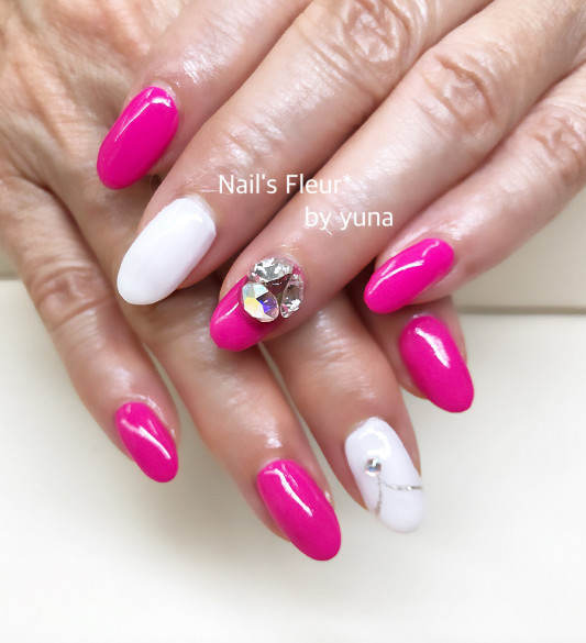 ハートとネックレス ネイル Nail S Fleur