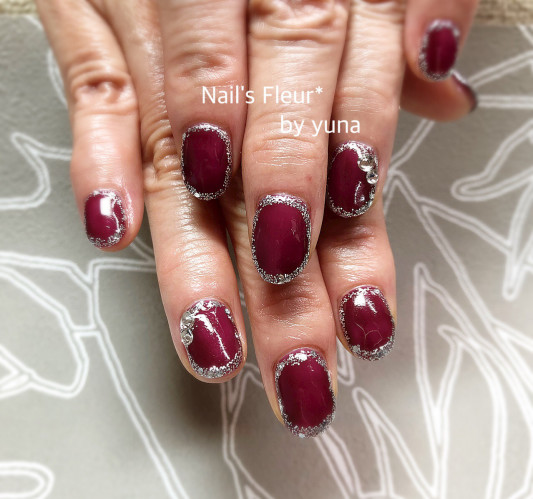 ラメ囲みネイル Nail S Fleur