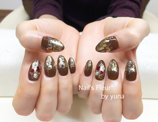 ラメとホイル ブラウンネイル Nail S Fleur