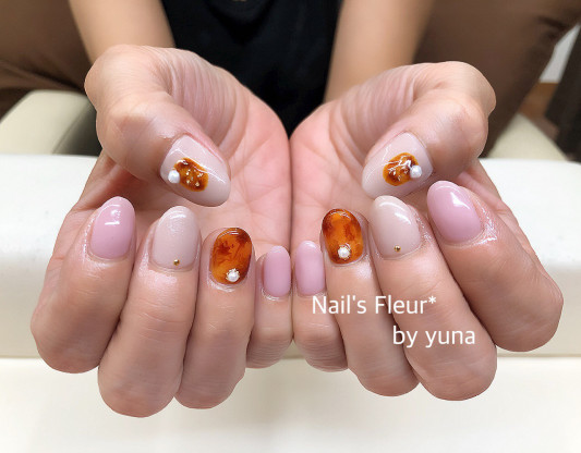 べっ甲ネイル シアー系ピンクと Nail S Fleur