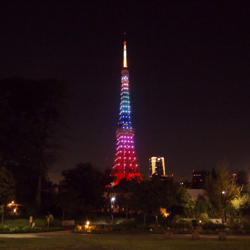 東京タワーとスカイツリーが並ぶ場所 Towerup