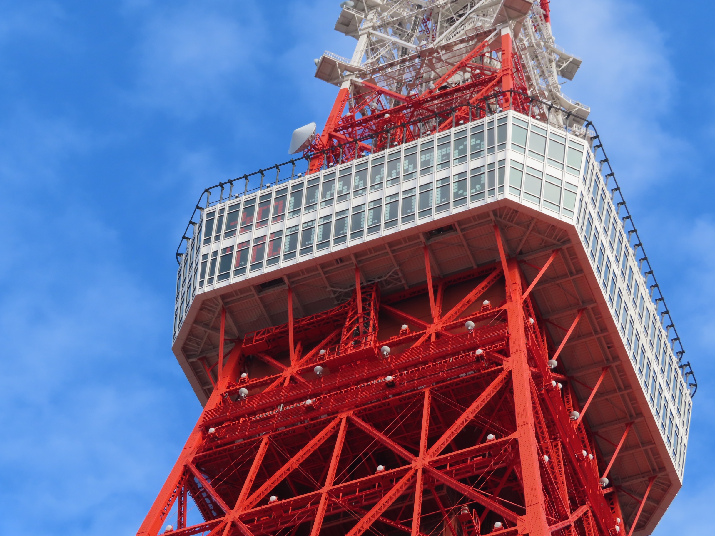 484e481f385a88d7fb770480ec09a8