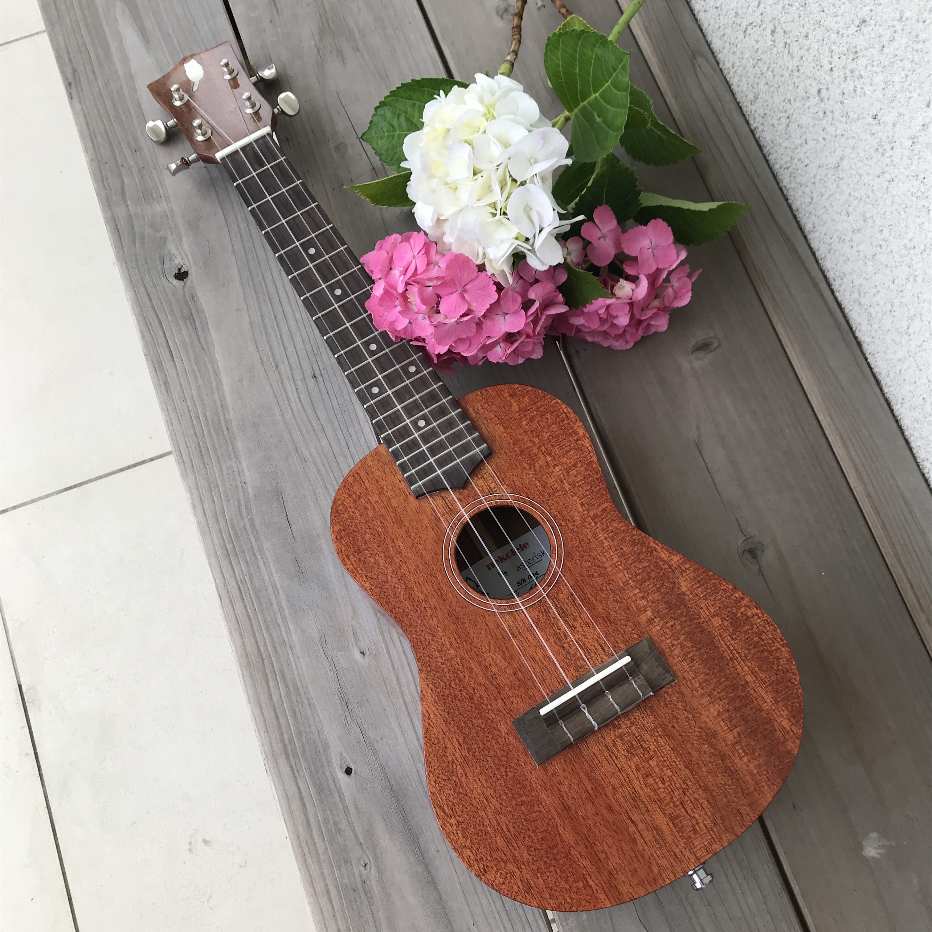 ウクレレ　ネコレレ KIDA UkuleleWorks】#065 コンサートサイズ｜ウクレレ専門店