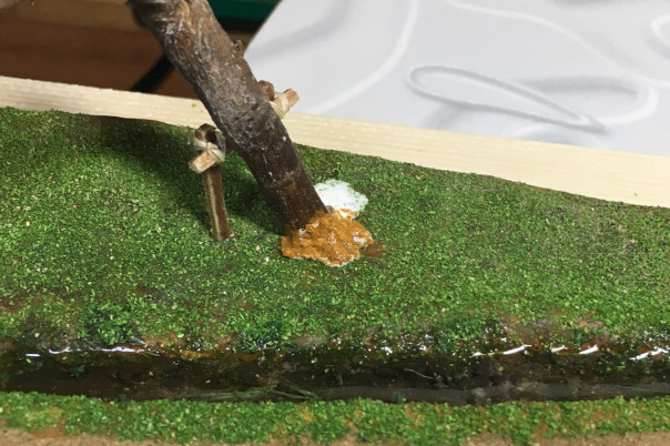 ジオラマに初挑戦 15 木の根っこ 虎と金魚と祭りと実り 第２章