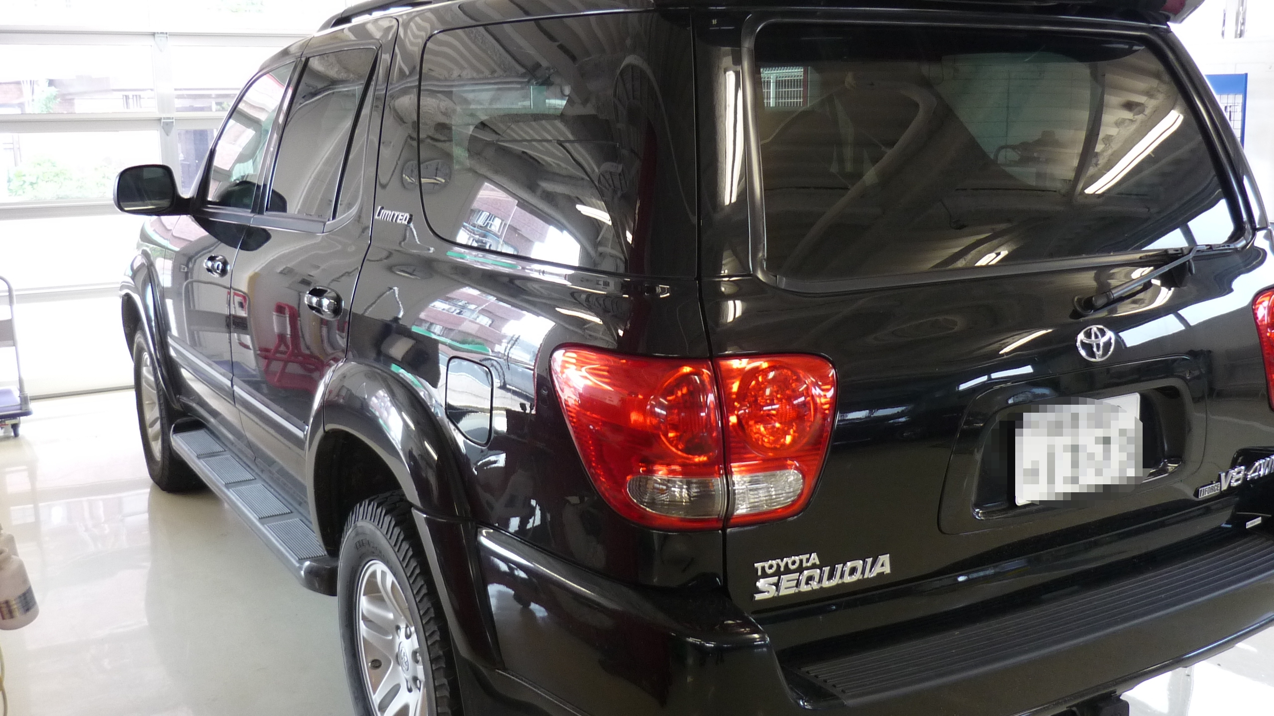 TOYOTA SEQUOIA 4.7L 入庫 | Seiken e‐Garage Training Center