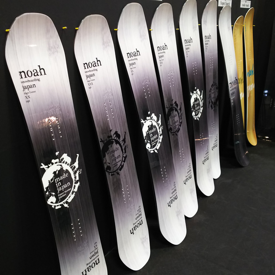 noah スノーボード 17-18 HIGH いたずらっぽい TWISTER(ハイツイスター) 