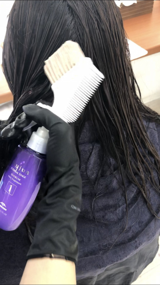 Aujua 超音波アイロンで浸透率up Richer Hairsalon リシェル渋谷 Aujua 超音波アイロンで浸透率up Richer Hairsalon リシェル渋谷