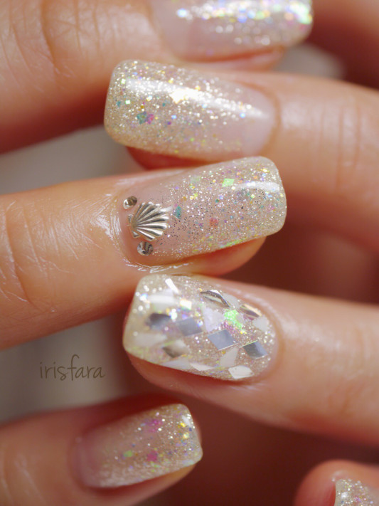 ラメグラデーション Nail Salon Iris Fara ネイルサロンイリスファーラ 国立市 心を満たすネイルを指先に