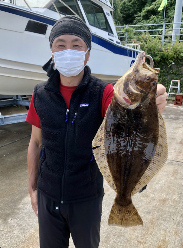 9月5日 日 サケ ヒラメ 積丹遊漁船 Atuy アトゥイ 積丹遊漁船 Atuy アトゥイ 9月5日 日 サケ ヒラメ 積丹遊漁船 Atuy アトゥイ 積丹遊漁船 Atuy アトゥイ