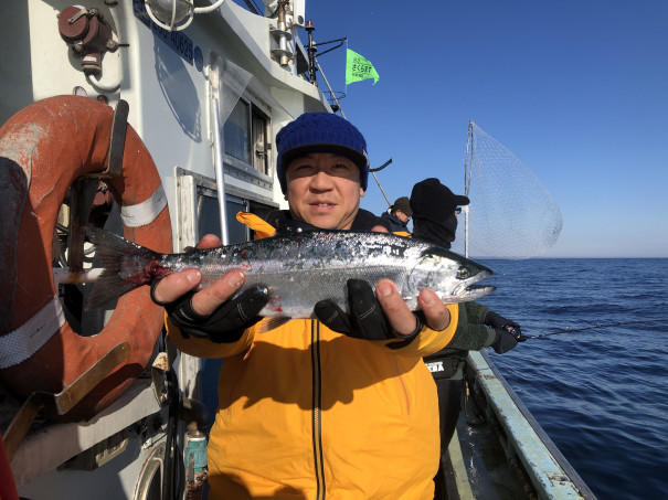 サクラマスジギング 1月10日 白老沖 正勢丸 積丹遊漁船 Atuy アトゥイ サクラマスジギング 1月10日 白老沖 正勢丸 積丹遊漁船 Atuy アトゥイ