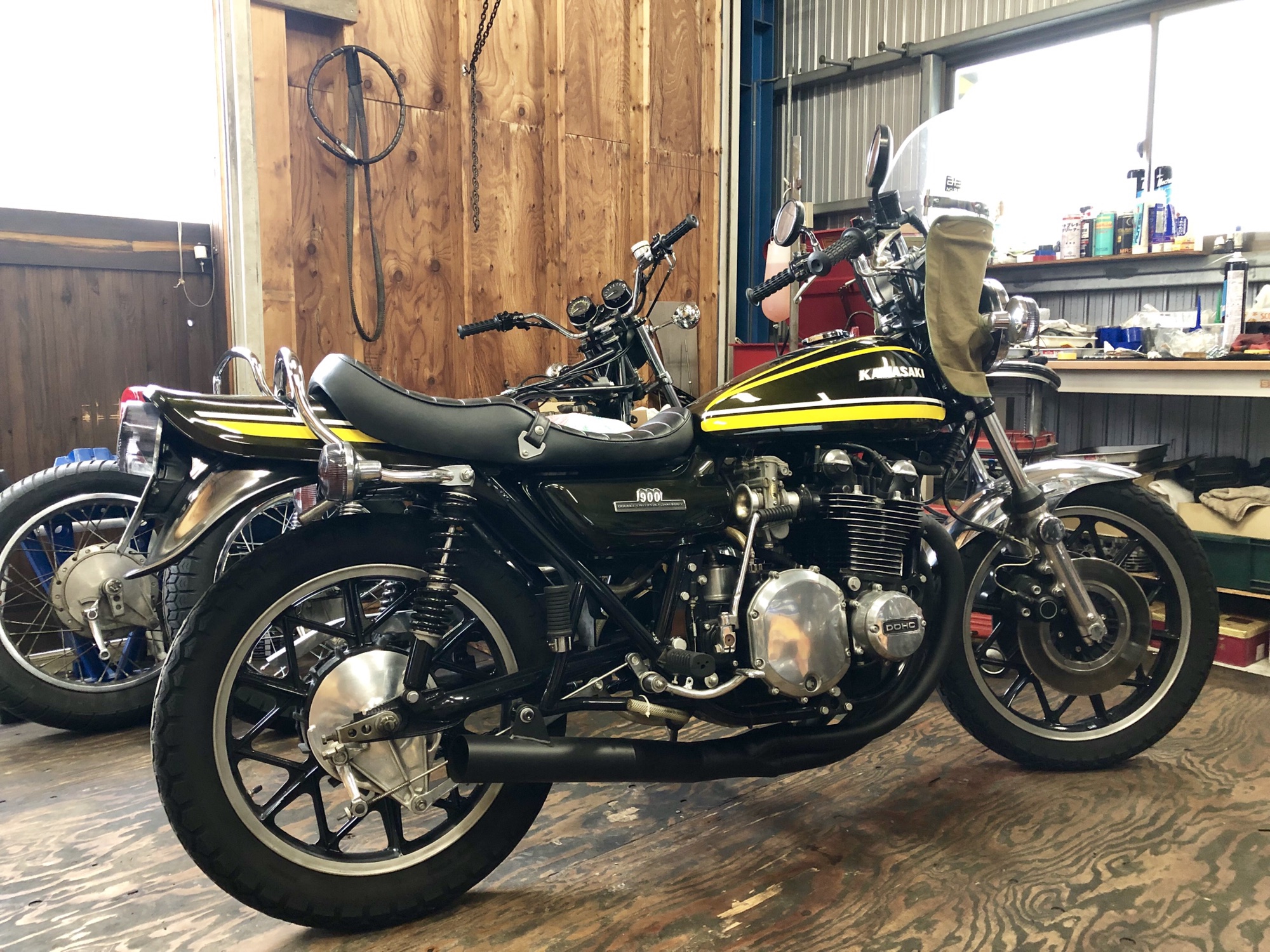 Z1 タンク　タイガーカラー Z1 タンク タイガーカラー Z1 東京本社 BLKエンジン+タイガー