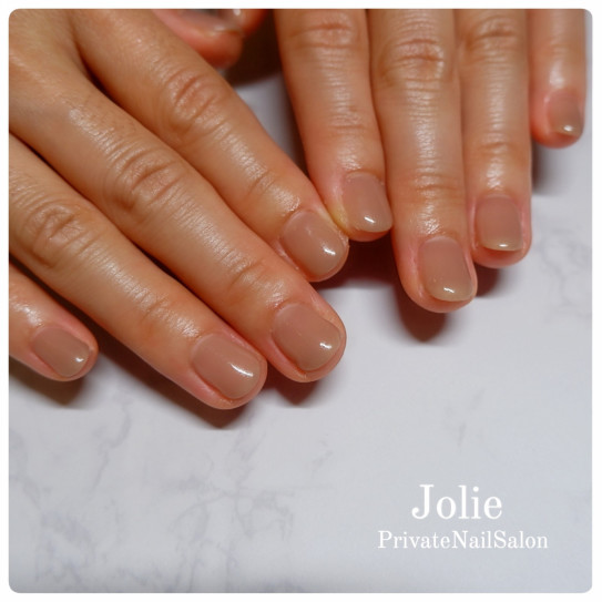 お仕事で目立つ色のネイルはng という時は ピールオフジェル プライベートネイルサロンjolie