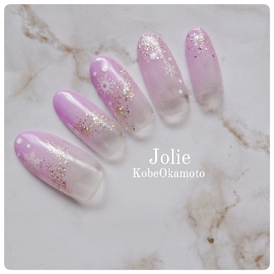 意外と長く楽しめる 雪の結晶ネイル 冬ネイルデザイン プライベートネイルサロンjolie 意外と長く楽しめる 雪の結晶ネイル 冬ネイルデザイン プライベートネイルサロンjolie