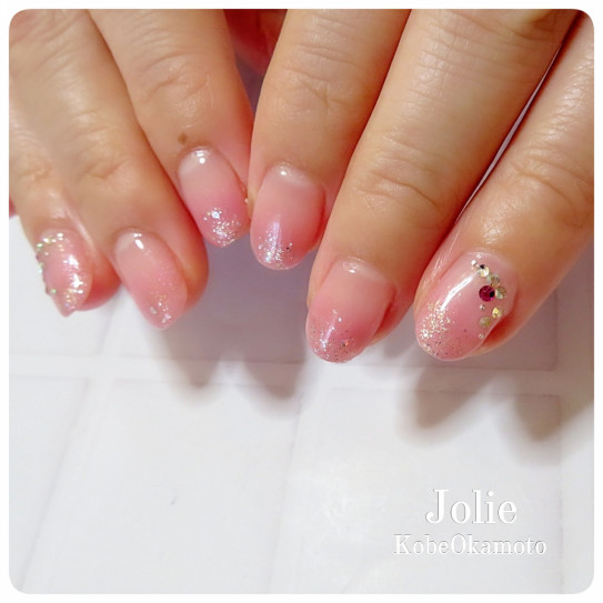 大人可愛いピンクのグラデーションネイル ピールオフジェル プライベートネイルサロンjolie