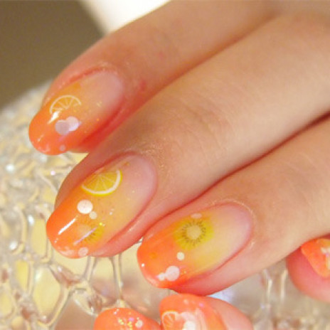 ネイルカラーその歴史 あらりえのカラーセラピーフード