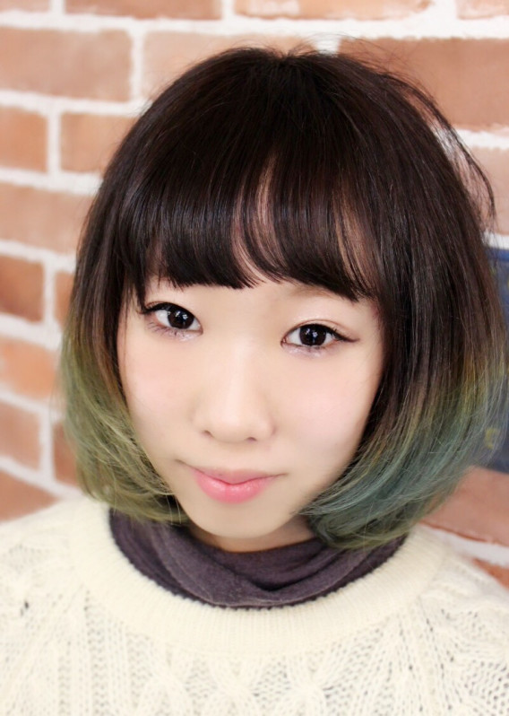 おすすめヘアカラー ボブ グラデーションカラー ミントグリーン 新宿