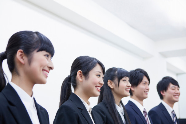 就活生へのクールビズ 導入すべきかいなか ヒトフレ