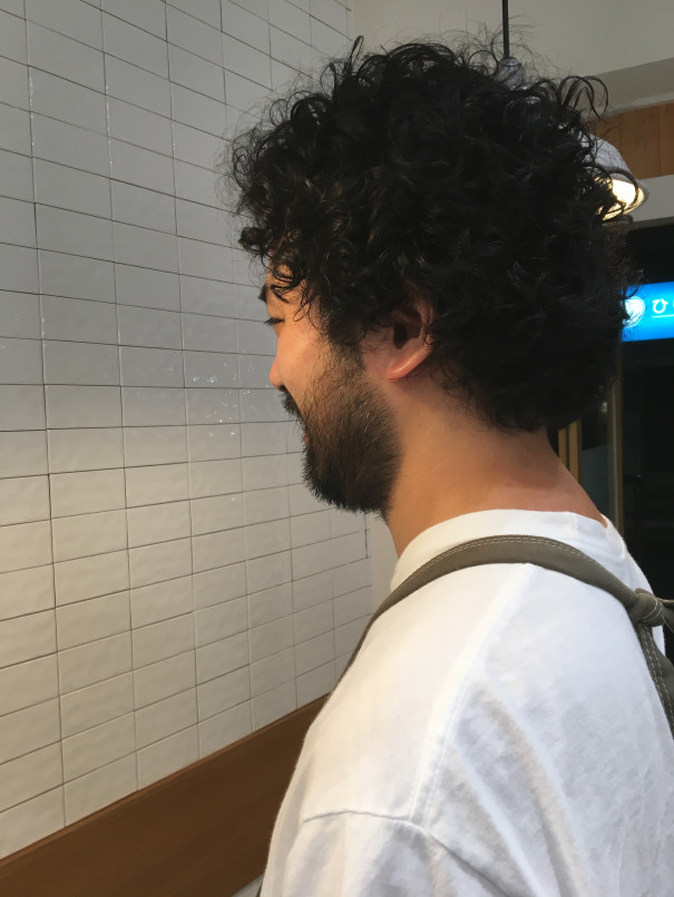 雑誌uomo９月号にお客様発見 平間の髪と頭皮に優しい美容院シャルール Chaleur
