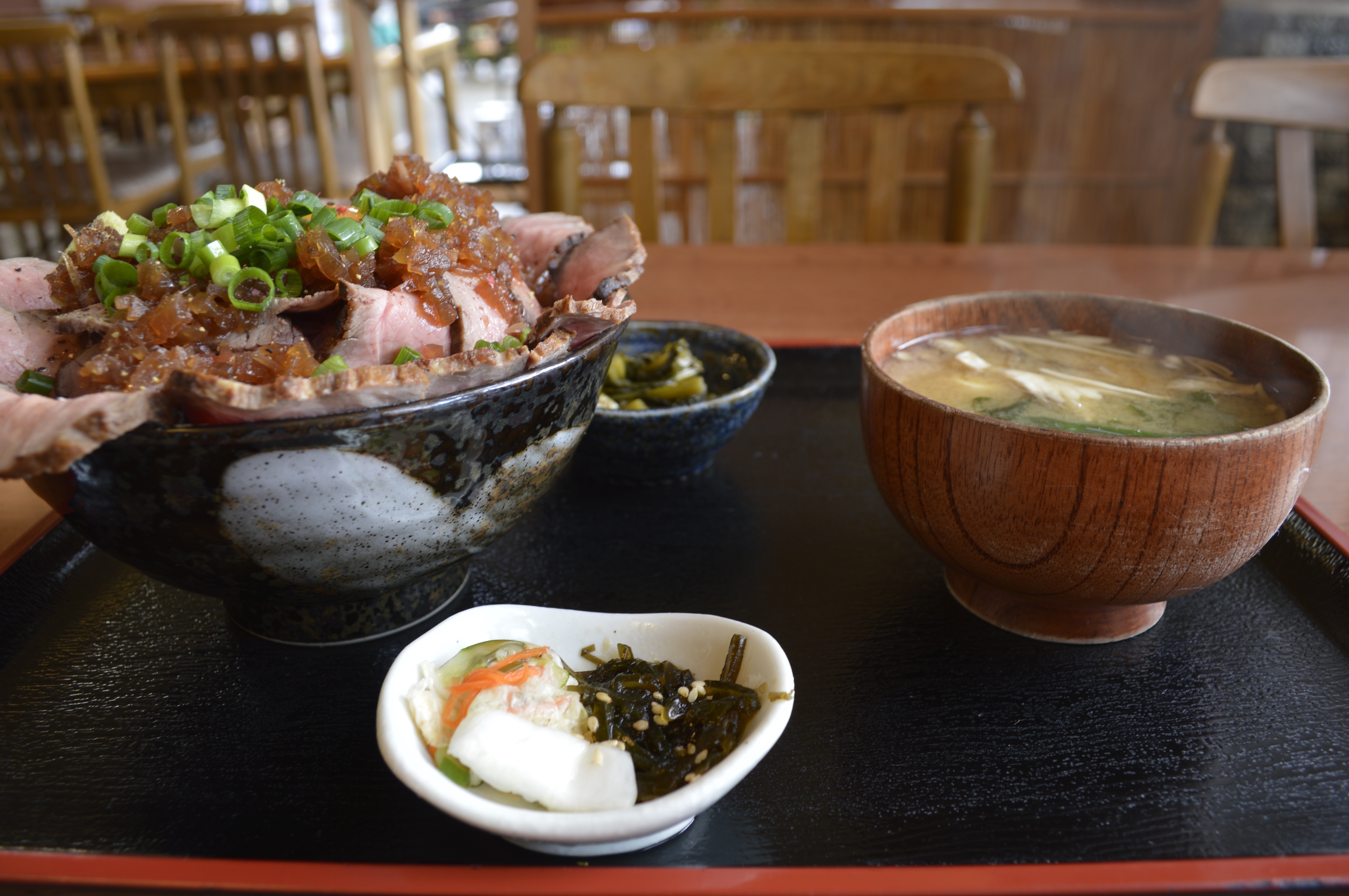 関英ドライブインでローストビーフ丼をto 中野市がイート想う