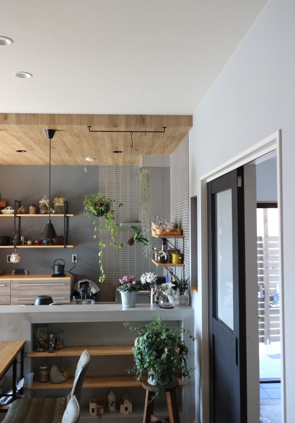 暮らしのインテリア 好きなものに囲まれて暮らす幸せ よりよく住める 大人 のリフォーム Happa To Ieさん ムクリ Mukuri