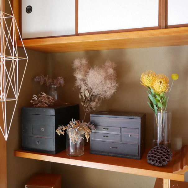 あの人の暮らしが素敵な理由 家族の時間をいつくしみ おうちに寄り添う 古い家の暮らしを楽しむ Sacha Sng Laboratoryさん ムクリ Mukuri