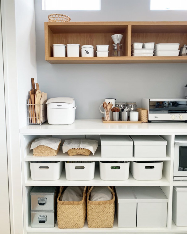 暮らしの整理 収納術 工夫次第で収まる 隙間も有効活用した無駄のないキッチン背面収納 リバウンドしない快適な暮らし Life Is Trip 70さん ムクリ Mukuri