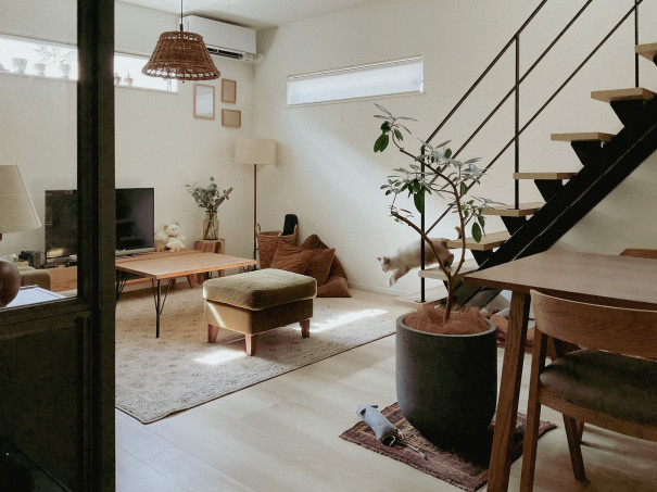 暮らしのインテリア 小さいけれど大切なこだわりを３つ 予算内で理想の家を建てる 枠に囚われない自由な暮らし方 Norisuke Mobさん ムクリ Mukuri