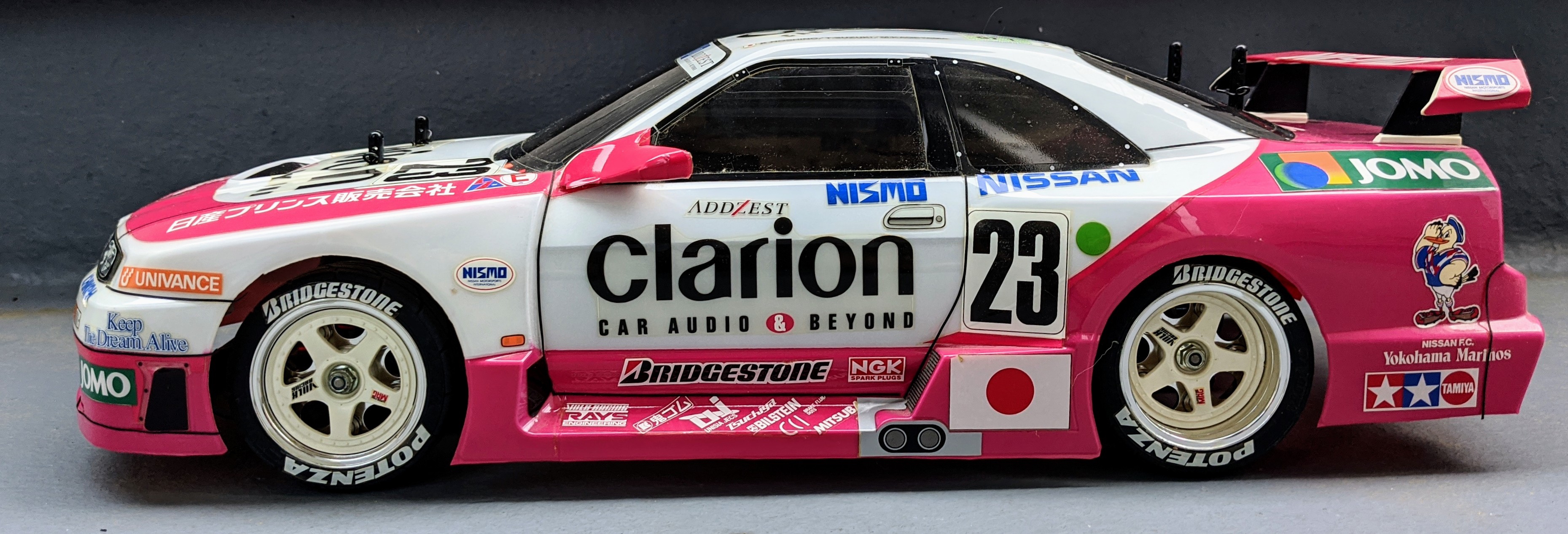 TAMIYA 1/10 RC Nismo Clarion GT-R LM 95 Le Mans contender