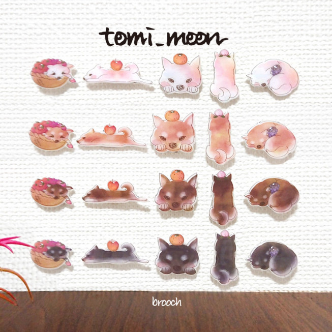 Tomi Moon 柴犬のフルーツブローチ 犬 ピン バッチ プラ板 アクセサリー イラスト ポップ かわいい 果物 Tomi Moon 冨月